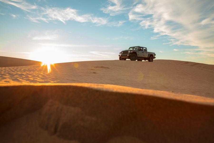  Jeep Gladiator Mojave (JT) 2020 года  (NA) (фото 46 из 58)